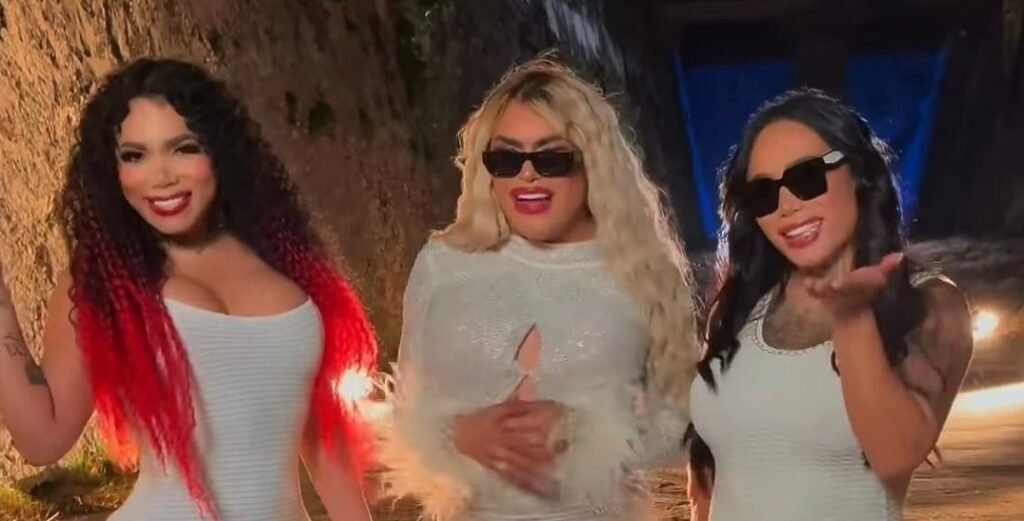 Wendy Guevara, Paola Suárez y Karina Torres